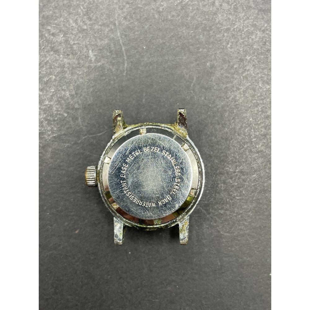 Vintage LeGant QS 17 Jewels Mechanical Watch Red Date Japan 8C27-0010R 23MM - Picture 6 of 7